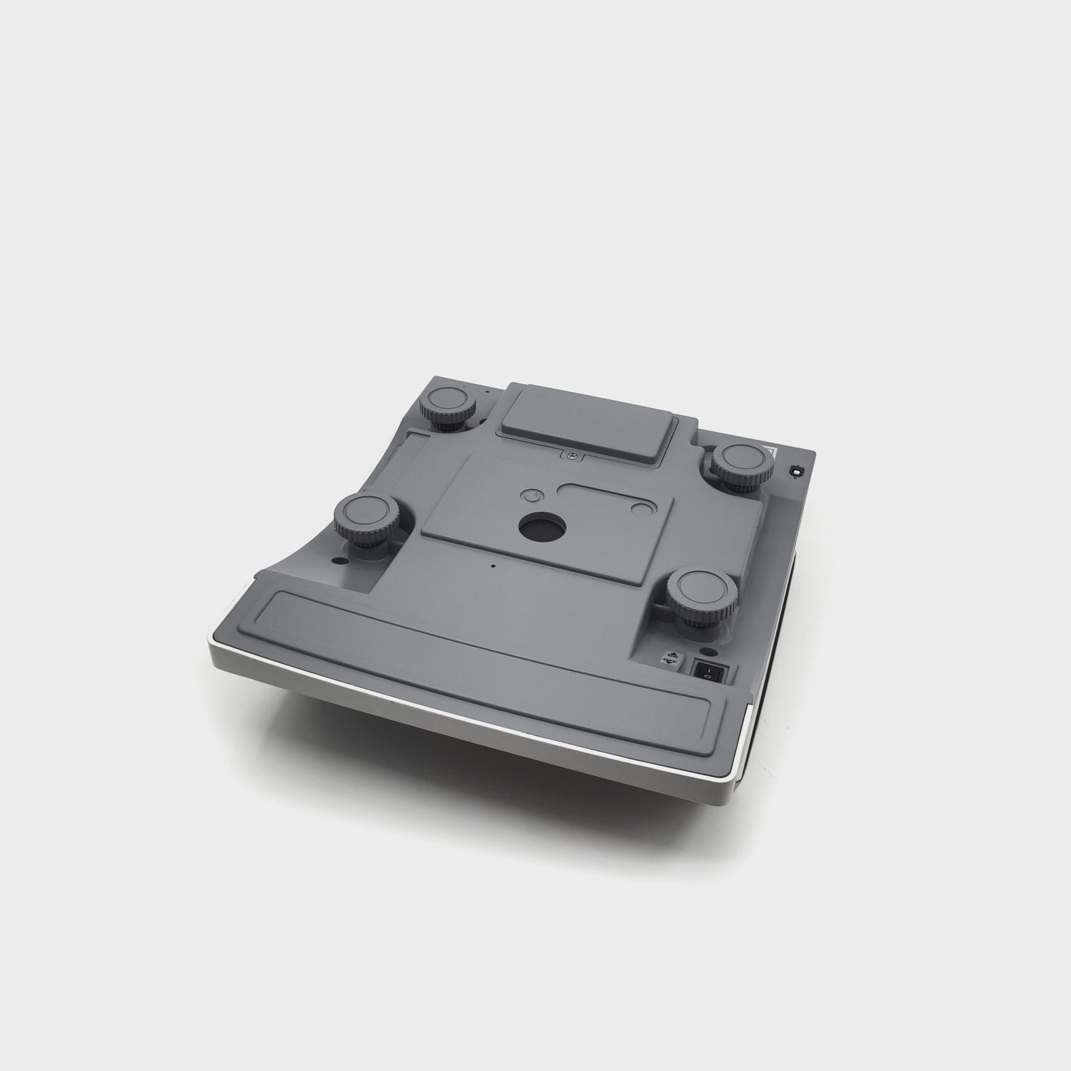 Leveling bubble & adjustable feet - Ensure accurate weighing on uneven surfaces