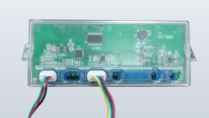The PCB is designed with waterproof plugs from load cell and power supply for convenient maintenance.